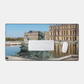 Statue Le Rhône dans le jardin du château de Versa (Clavier et souris)