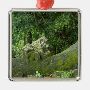 Statussen in het oerapenbos metalen ornament