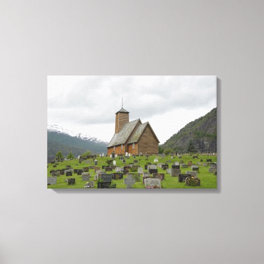 Stave kerk met begraafplaats in Noorwegen canvas Afdruk (Voorkant)