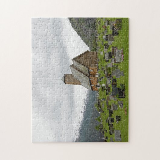 Stave-kerk met begraafplaats in Noorwegen Legpuzzel (Verticaal)