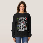 STAY TRASHY RACCOON SHIRT – Funny Trash Panda (Voorkant volledig)