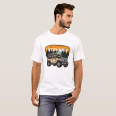 Stay Wild : Adventure Await T-Shirt (Devant entier)