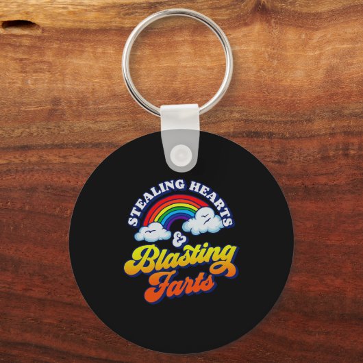 Stealing Hearts & Blasting Farts Funny Rainbow Sleutelhanger (Voorkant)