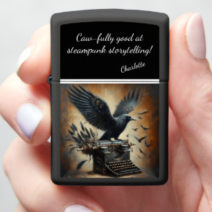 Steampunk Crow op gloeiende typemachine