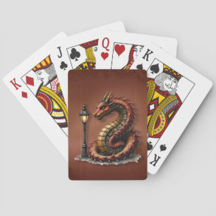 Steampunk Dragon naast een  straatlamp. Pokerkaarten
