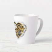 Steampunk Heart met een manometer Latte Mok (Rechterhoek)