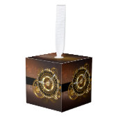 Steampunk-klok met antiek tandwiel kubus ornament (Voorkant hoekig)
