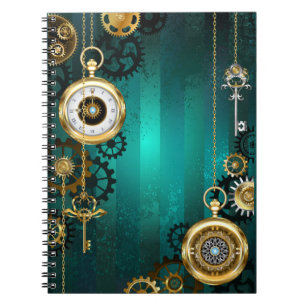 Steampunk-sieraden horloge op een groene achtergro notitieboek