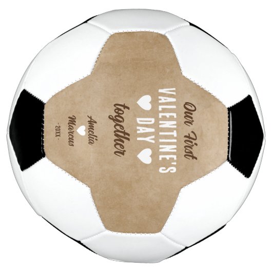 Steek onze eerste Valentijnsdag samen Voetbal (Gedraaid)