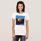 Steenarend vliegt dichtbij t-shirt (Voorkant volledig)