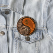 Steenbok & Houten Paard Ronde Button 7,6 Cm (In situ)