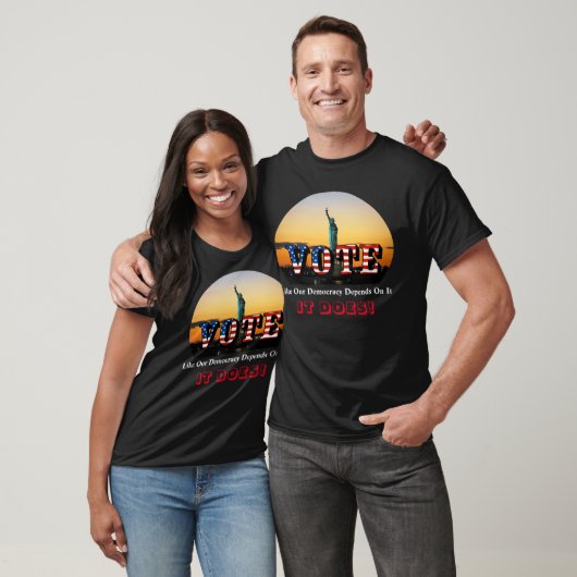 STEM alsof onze democratie ervan afhangt....DAT IS T-shirt (Unisex)
