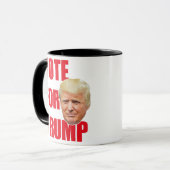 Stem op trump mok (Voorkant links)