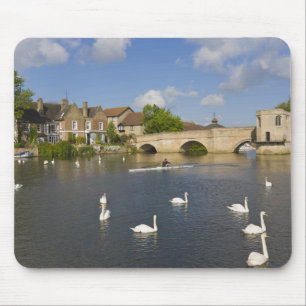 Stenen boogbrug en rivier de Ouse, St Ives, Muismat