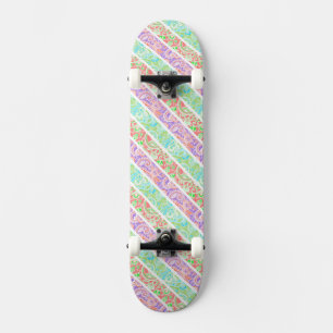Stenen van kleurrijke pastelbloemen skateboard