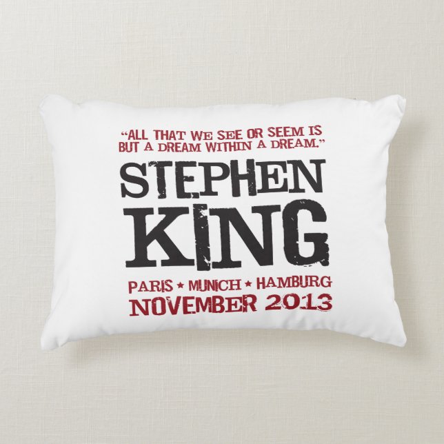 Stephen King's Euro Tour Decoratief Kussen (Voorkant)