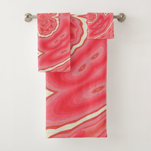 Ster Witte En Rode Klaver Kaleidoscoop Bad Handdoek (Insitu)