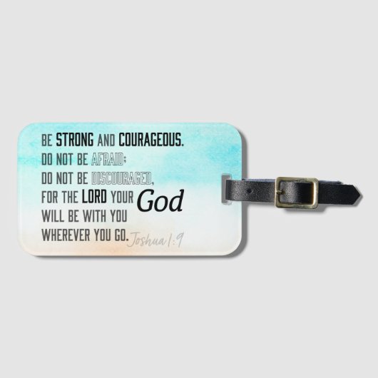 Sterke en moedige Joshua 1:9 Bijbelversie Bagagelabel (Voorkant (horizontaal))