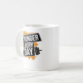 Sterker Elke Dag Fitness Vooruitgang Motivatie Kun Koffiemok (Voorkant links)
