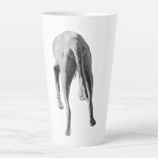 Sterkte in de straat latte mok (Voorkant)