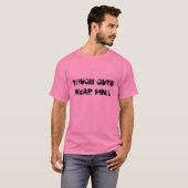 Stevige jongens draag roze. t-shirt (Voorkant volledig)