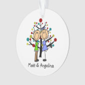 Stick mignon Figure Couple Ornement de vacances (devant)