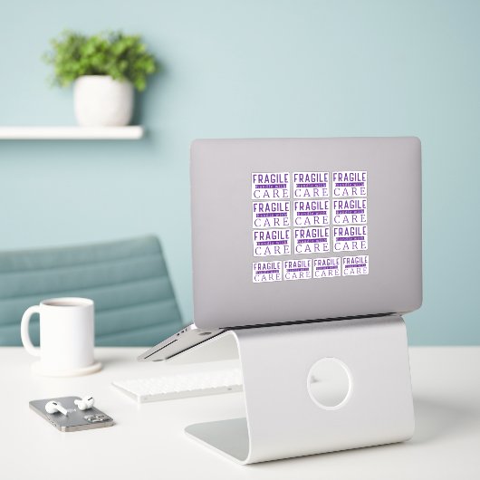 Sticker 13 Poignée Violette Fragile Avec Soin Petite Entre (Ordinateur portable sur le bureau)