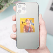Sticker A Girl tient une clé à Lima, Pérou. (Téléphone)