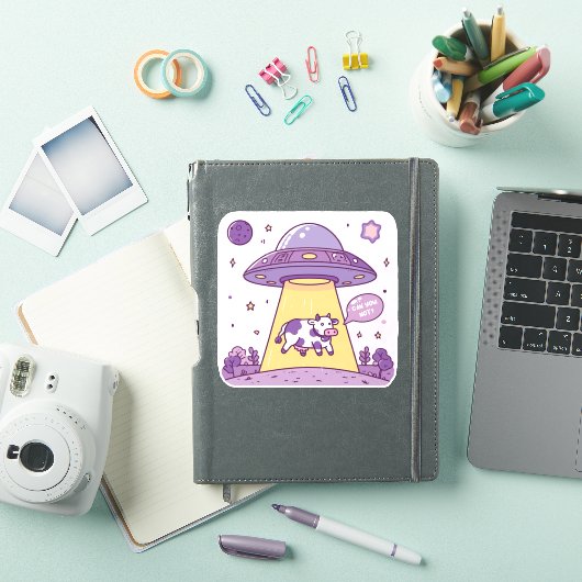 Sticker Alien gen Z enlèvement de vache (Couverture iPad)