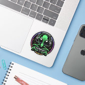 Sticker Alien Lecture de jeux vidéo avec Arrière - plan ét (Ordinateur portable avec iPhone)