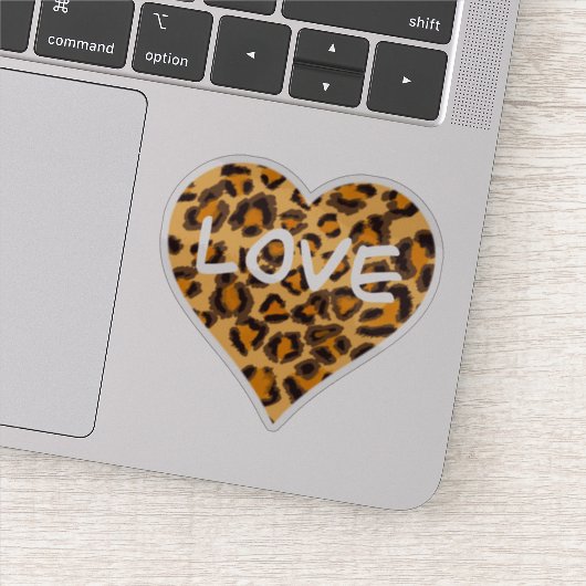 Sticker Amour | conception cardiaque motif léopard | guépa (Détail)
