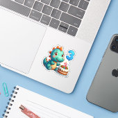 Sticker Anniversaire de Dino 3 ans (Ordinateur portable avec iPhone)
