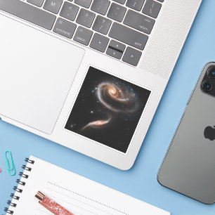 Sticker Arp 273 Galaxies Interagissant En Andromède.
