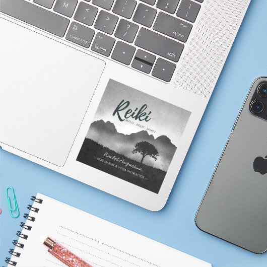 Sticker B&W Natural Reiki Master Yoga moniteur de médiatio (Ordinateur portable avec iPhone)
