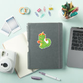 Sticker Bébé dragon mignon tenant une tasse (Couverture iPad)