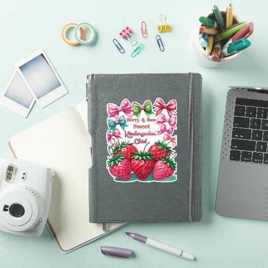 Sticker Berry Bow Sweet Kindergarten Chic (Couverture iPad)
