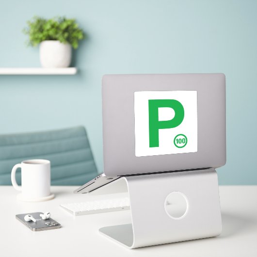 Sticker blanc/vert Plate P 100 (Ordinateur portable sur le bureau)