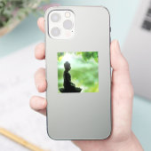 Sticker Bouddha paisible dans la nature (Téléphone)