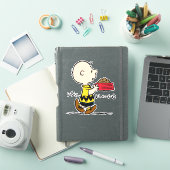 Sticker cacahuètes | Charlie Brown avec Snoopy's Dish (Couverture iPad)