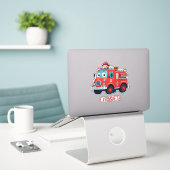 Sticker Camion de pompiers et pompier mignons (Ordinateur portable sur le bureau)