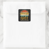 Sticker Carré 64 Ans 1961 Retro Awesome 64e anniversaire Cadeau (Sac)