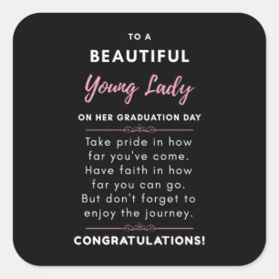 Sticker Carré À Une Belle Jeune Dame Le Jour De Son Diplôme