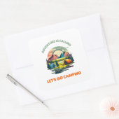 Sticker Carré Adventure is Calling allons faire du camping (Enveloppe)
