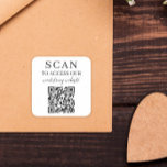 Sticker Carré Analyser pour accéder au site Web Mariage Code QR<br><div class="desc">Site de mariage carré QR code autocollant en noir et blanc avec des polices élégantes.</div>