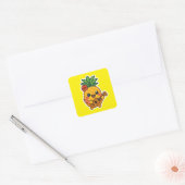 Sticker Carré Ananas souriant Kawaii - Tropical (Enveloppe)
