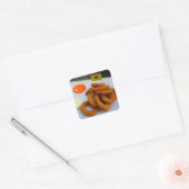 Sticker Carré Anneaux d'oignon avec Mayonnaise et tomate (Enveloppe)