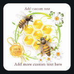 Sticker Carré Apiculteur Vendeur de Miel d'Abeille à Miel<br><div class="desc">Étiquettes personnalisées de rayon de miel d'abeille avec l'art des abeilles bourdonnant sur un rayon de miel avec une étiquette qui dit 100% NATUREL et entouré de marguerites blanches. Ce design est parfait pour les apiculteurs ou les artisans à domicile pour ajouter une touche personnelle aux savons, bougies ou recettes...</div>