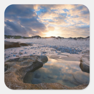 Sticker Carré Au coucher du soleil dans un magma