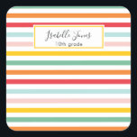 Sticker Carré baguette de l'arc-en-ciel coloré lumineux amusant<br><div class="desc">script de motif de bande arc-en-ciel coloré,  personnalisable avec le nom et la classe (ou un message différent)</div>