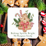 Sticker Carré Baking Spirits Bright Christmas Tree Cookie<br><div class="desc">Un autocollant fantaisiste fantaisiste et festif "Baking Spirits Bright" de Noël arbre de biscuit de vacances. Transformez votre saison de vacances en un pays merveilleux magique avec ce étiquette autocollant de Noël enchanteur. Parfait pour ajouter cette touche de festivité supplémentaire à vos cadeaux de gourmandises et friandises maison. Cet autocollant...</div>